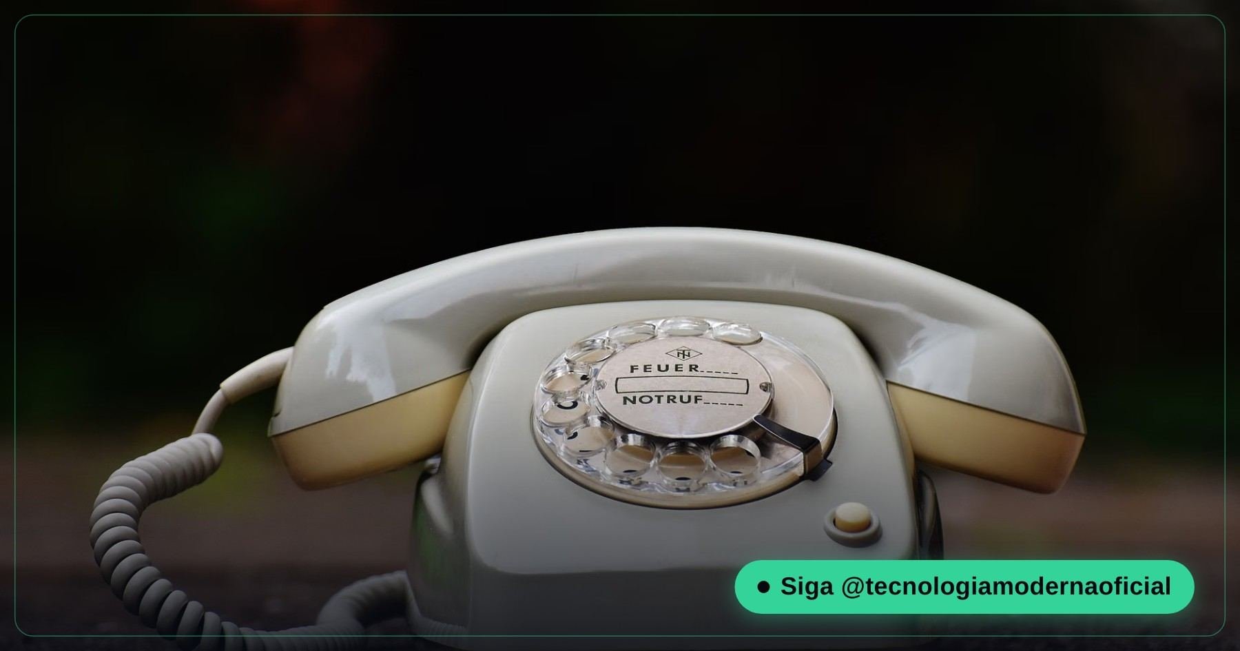 Celular tocando com número desconhecido na tela