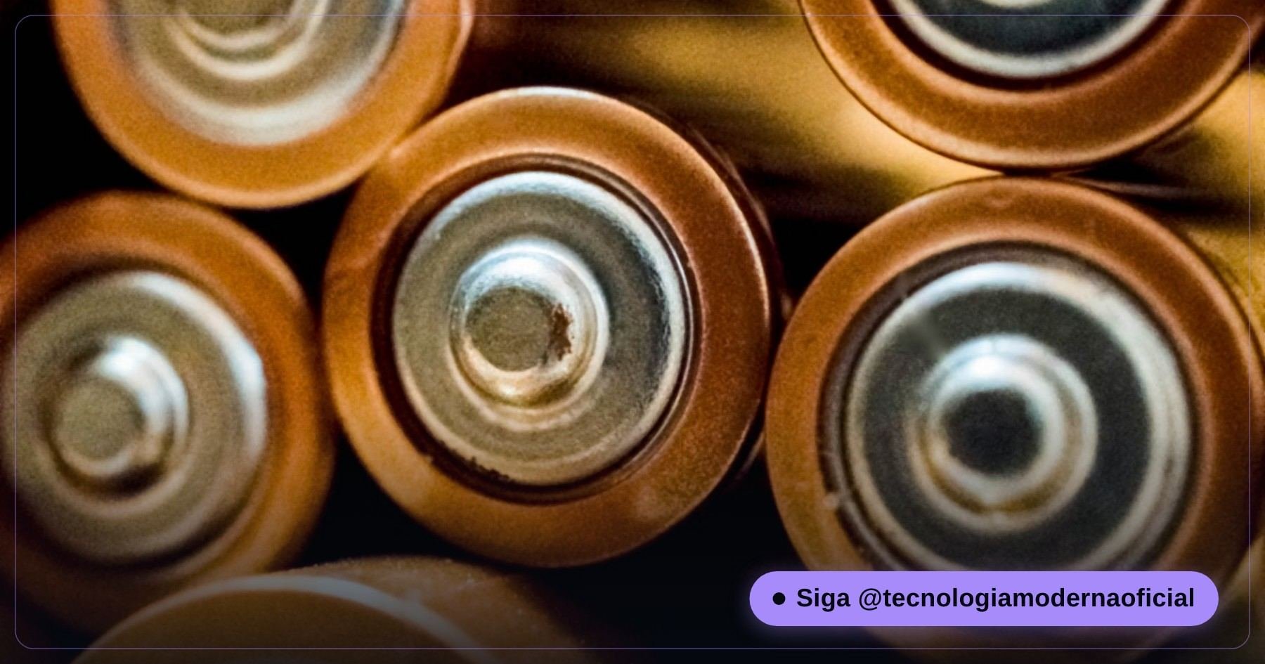 Células de bateria de Íon-Lítio abertas, mostrando os eletrodos internos
