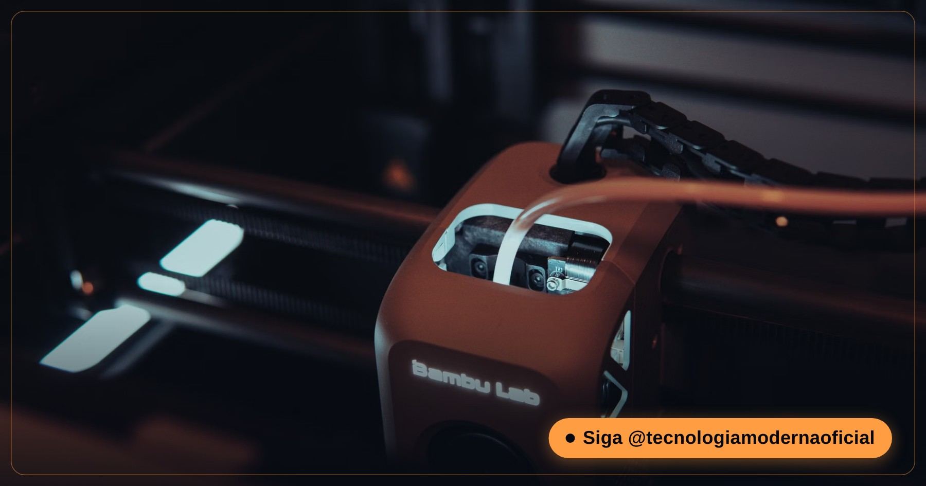 Impressora 3D compacta Bambu Lab A1 mini sobre uma mesa