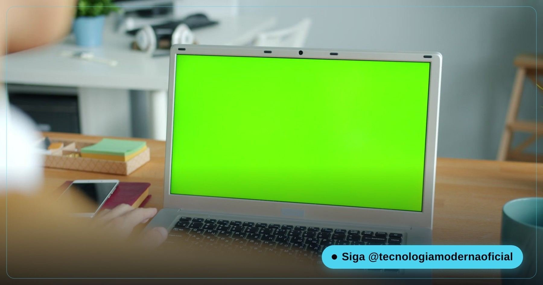 Área de trabalho do Windows 11 com a barra de tarefas em destaque