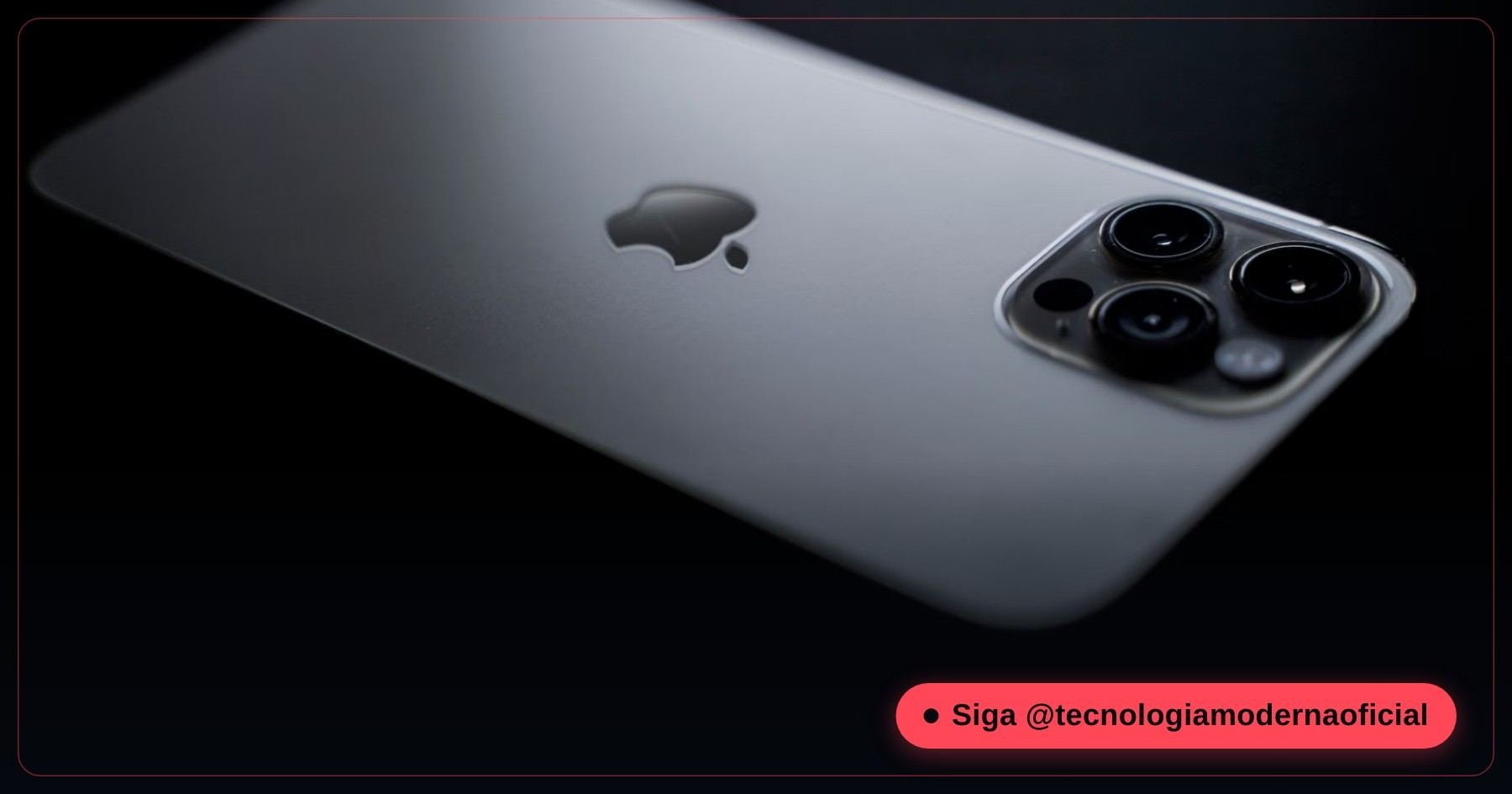 Câmera traseira de um iPhone em destaque