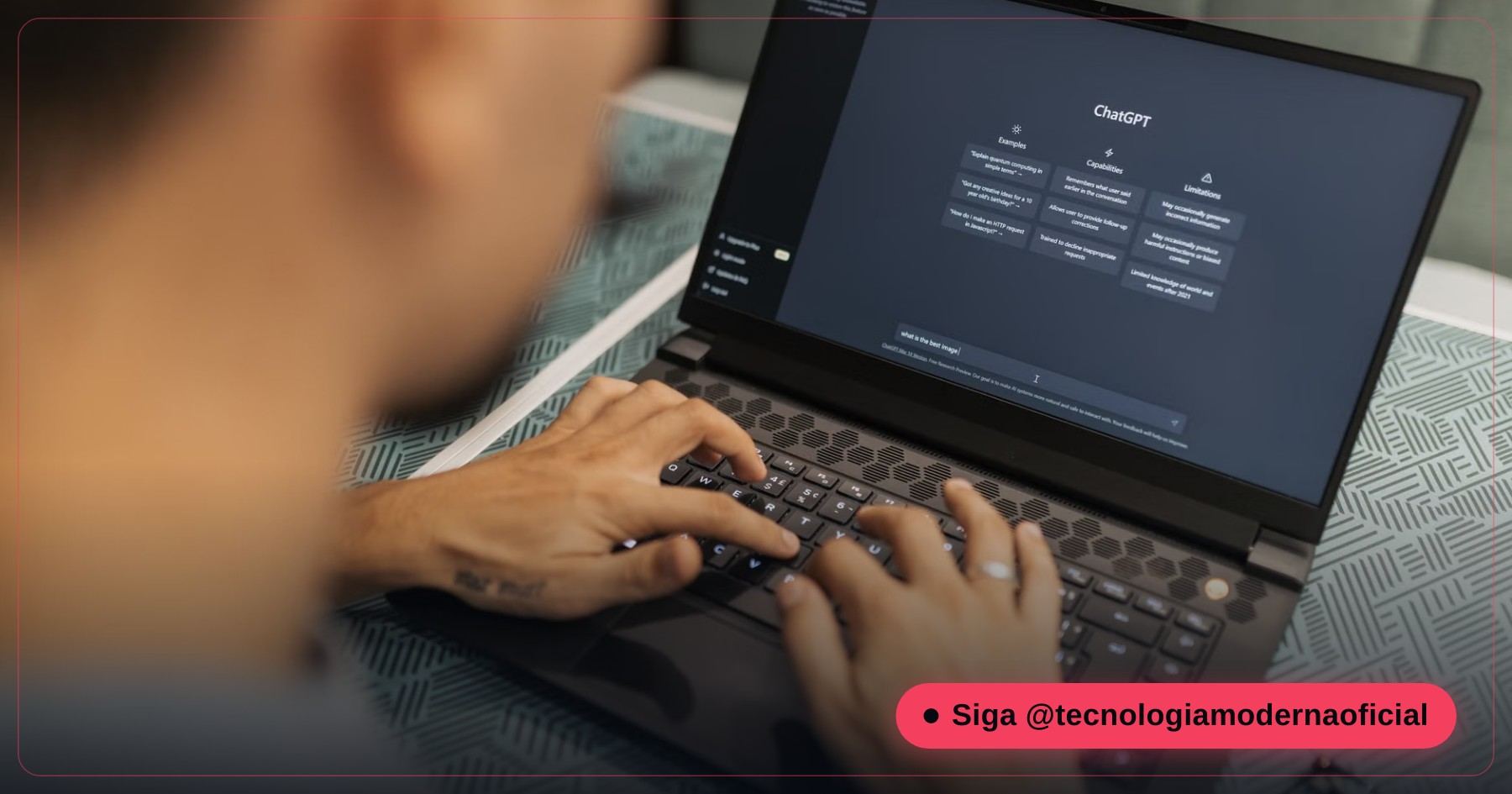 Notebook com um assistente de IA aberto na tela