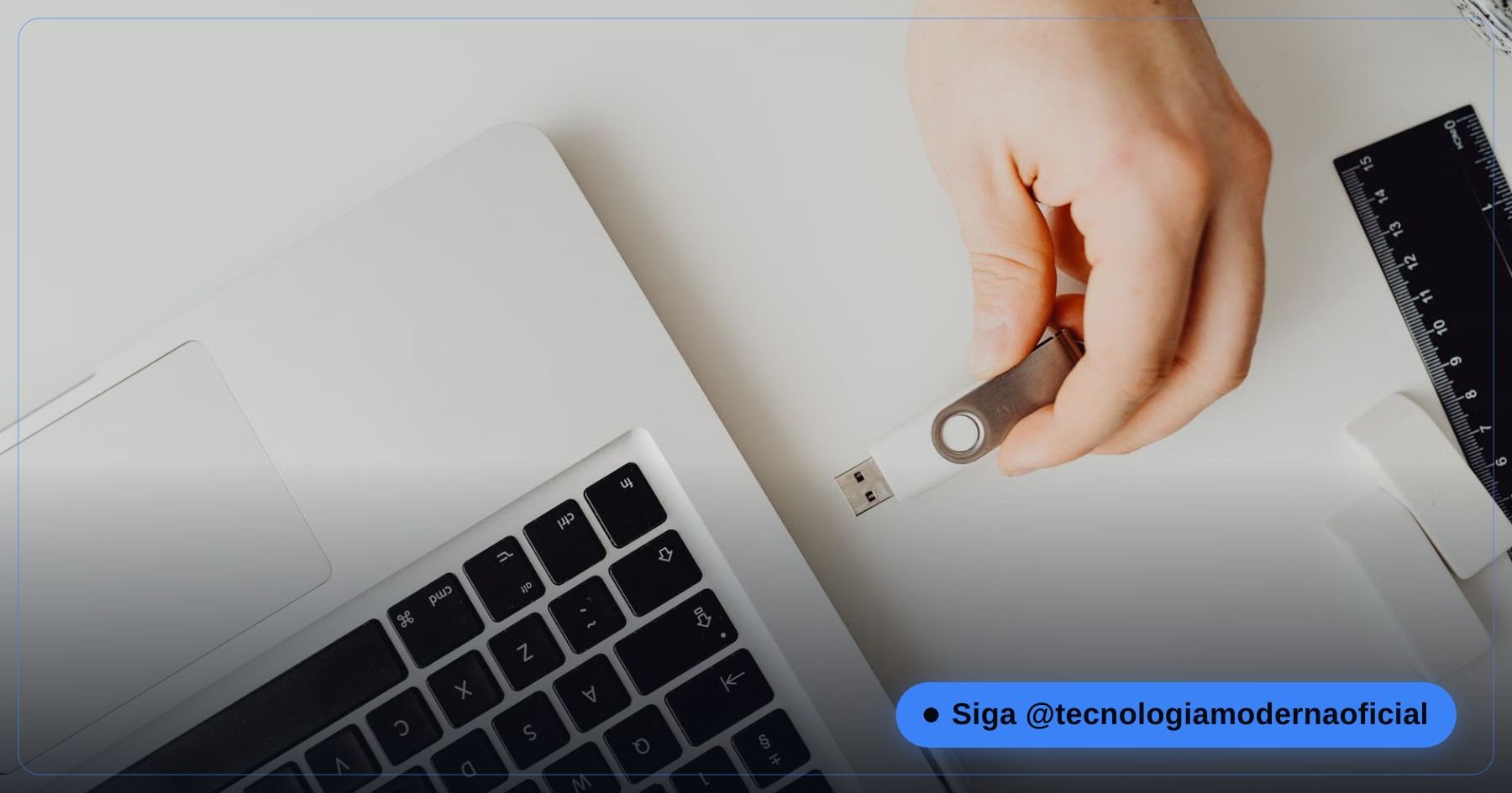 Pendrive conectado ao notebook